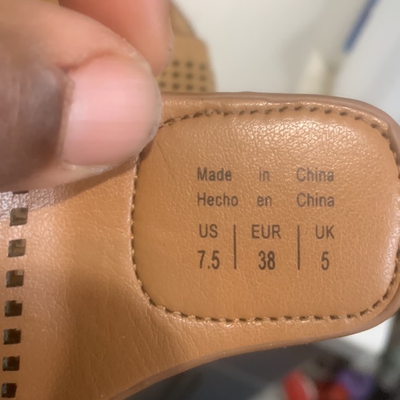 Call it spring shoes - Picture 5 of 10